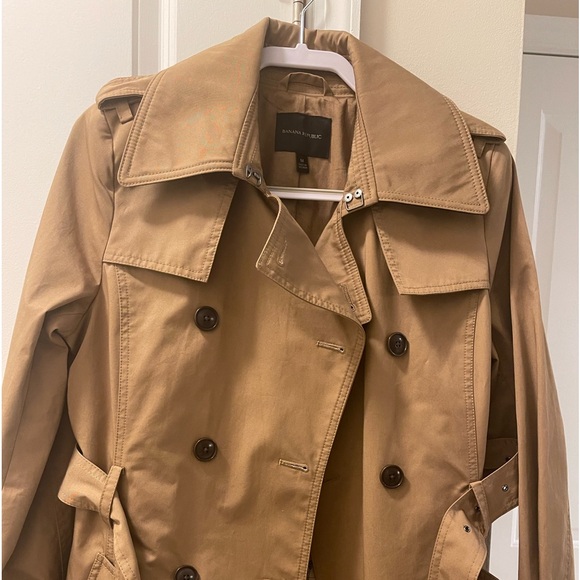 Banana Republic Size Medium Trench Coat - Picture 1 of 9